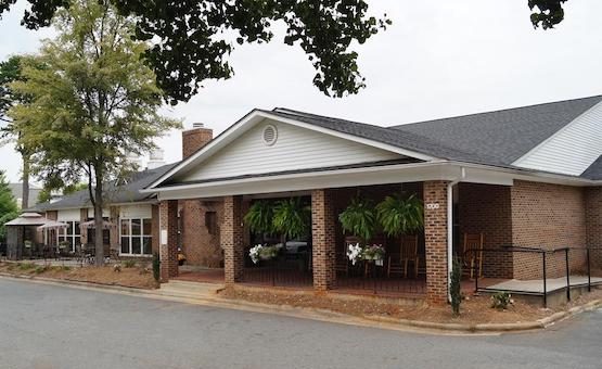 Queen City Assisted Living | Retirement Living